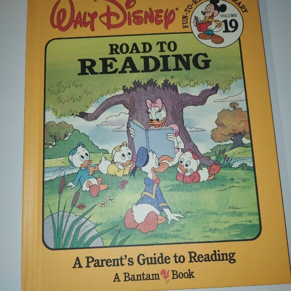 2 Walt Disney: Bantam Book "Road to Reading" and "Mickey Finds a Kitten" Good HC - Picture 7 of 12